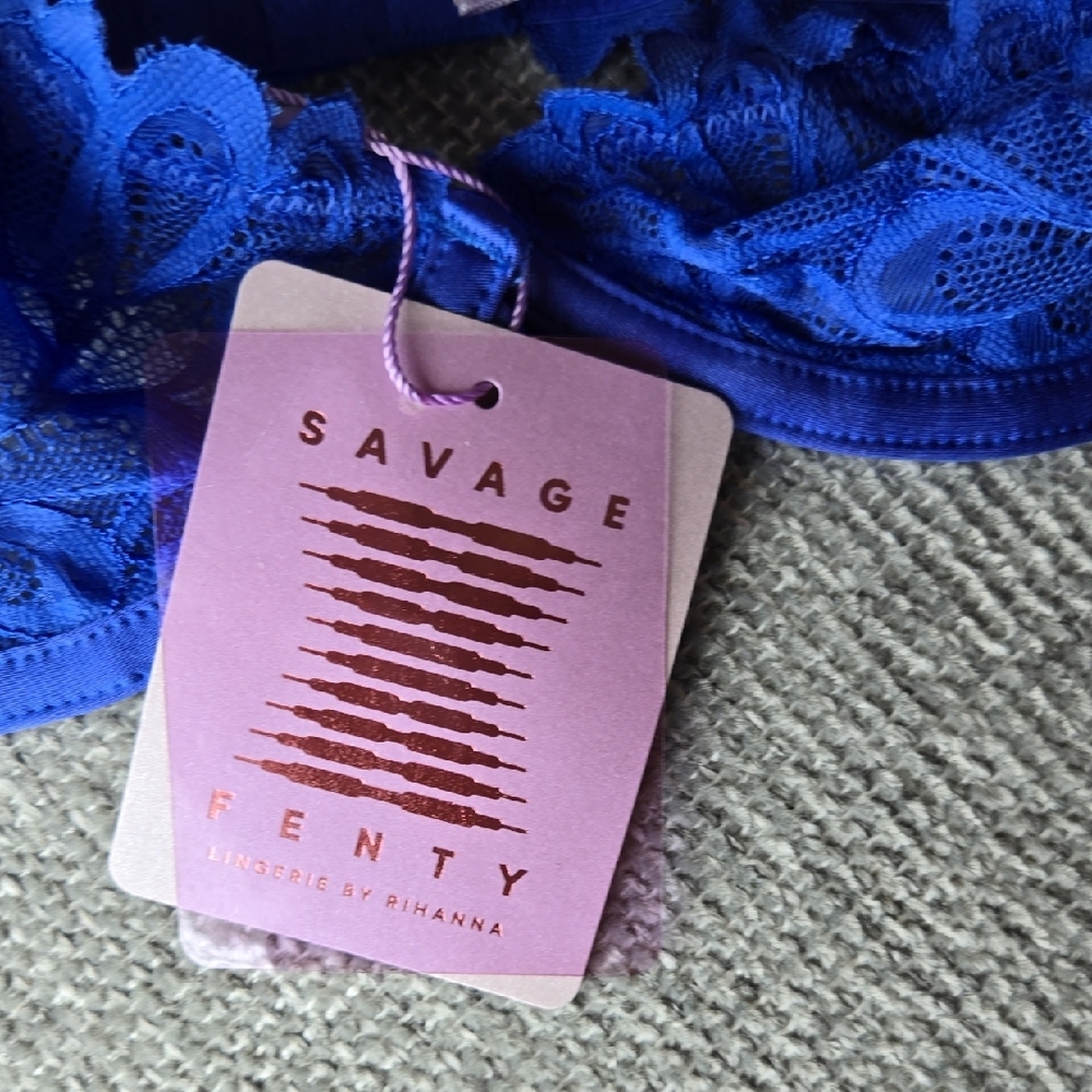 Savage X Fenty Vibrant Blue Lace Bra - Picture 3 of 6